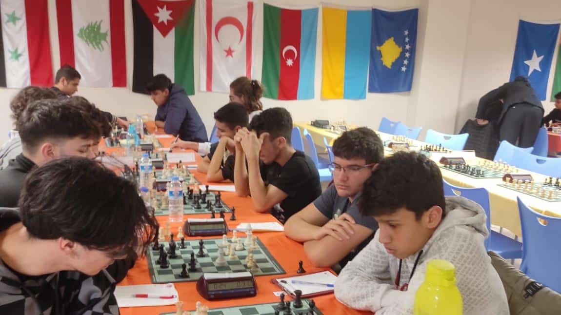 Liseler Arası Satranç Turnuvasında 