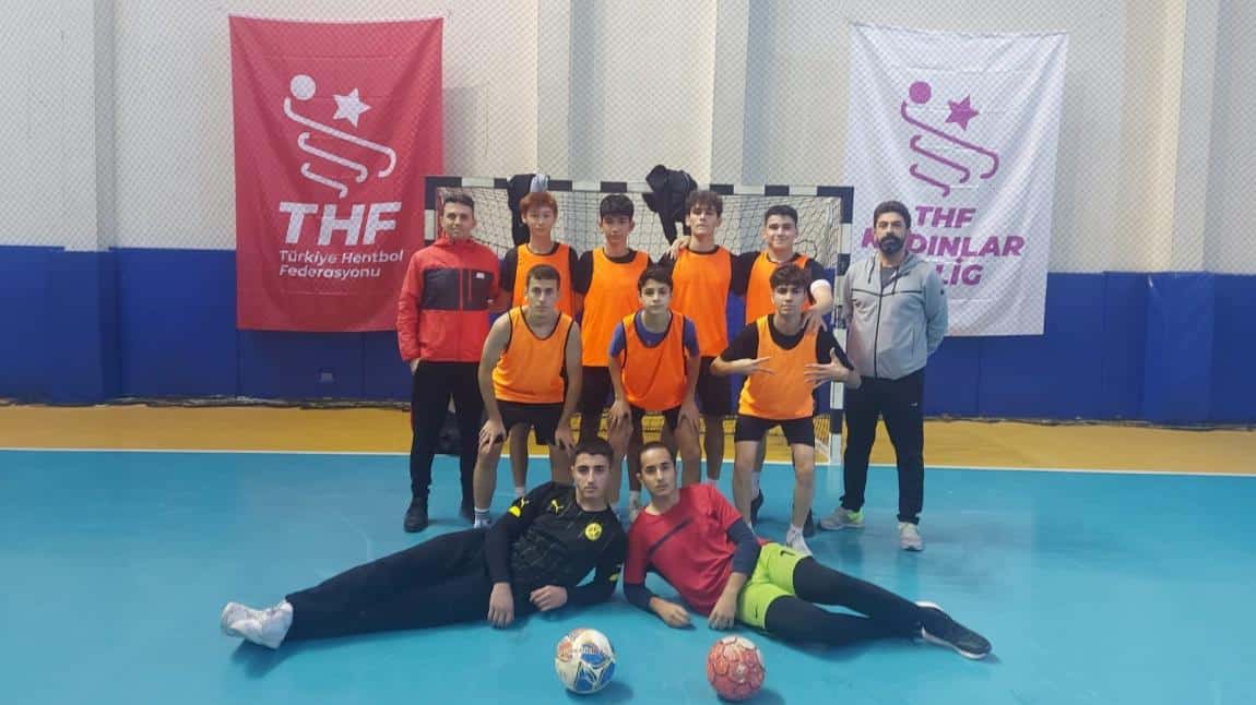 Okulumuz Futsal da Grup Lideri Olarak Bir Üst Tura Yükseldi